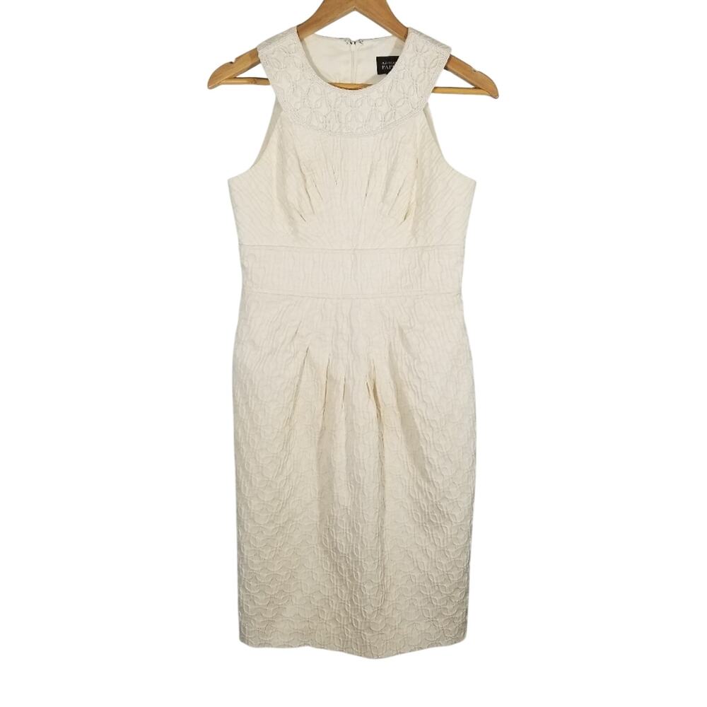 Adrianna Papell Size 4 Cleopatra Neckline Ivory White Beaded